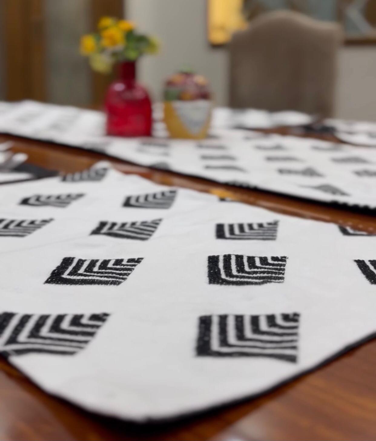 Classic Black & White Table Runner With Mates And Cutlery Holders