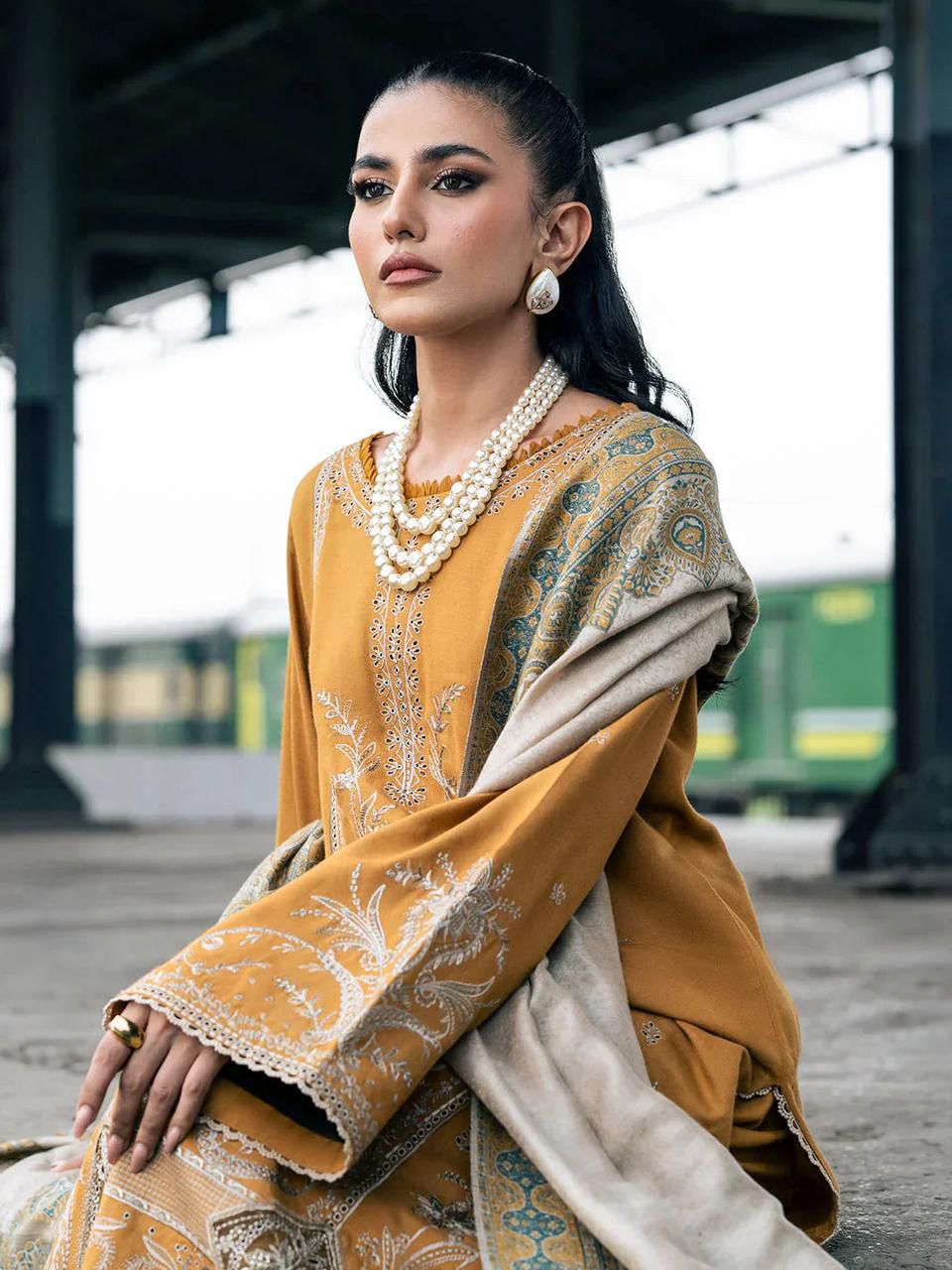 Izel Hit code Available on  Dhanak with Pashmina wool  shawl 3 Pcs Suit