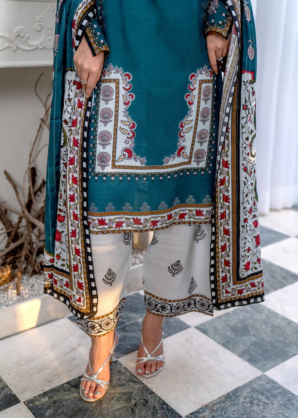 Winter Collection 2025 DORIYA VISCOUS 3pc